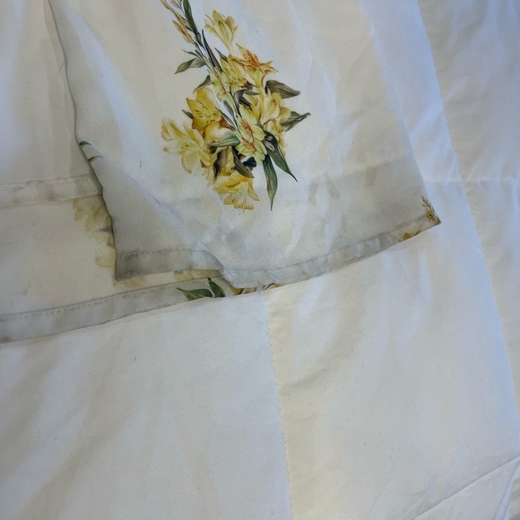 Show Me Your MuMu size Medium White Floral Dress With two Front Slits - Picture 13 of 16